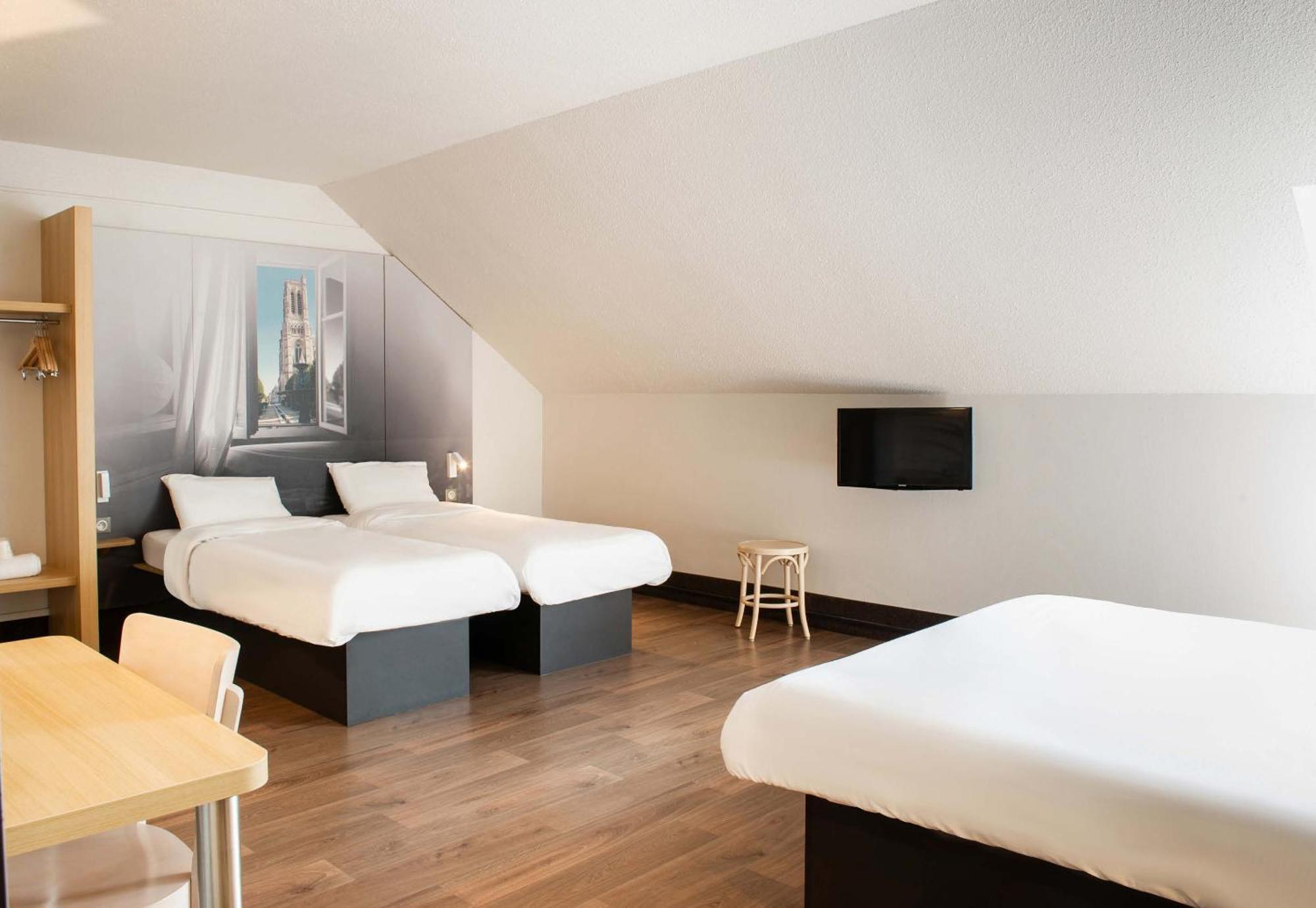 Saint-quentin Hotel 2*